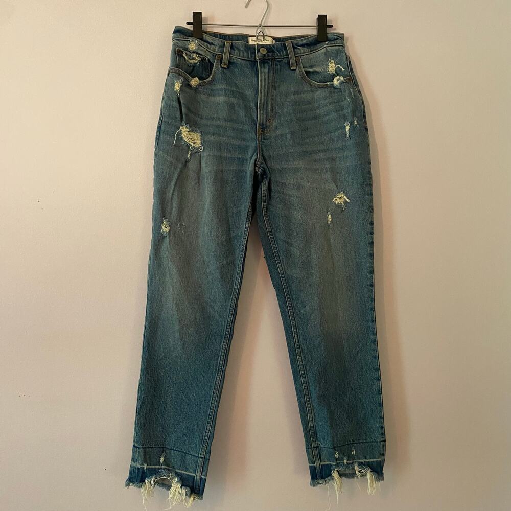 Abercrombie & Fitch High Rise Mom Jean Distressed Medium Wash Women 10 / 30 Long